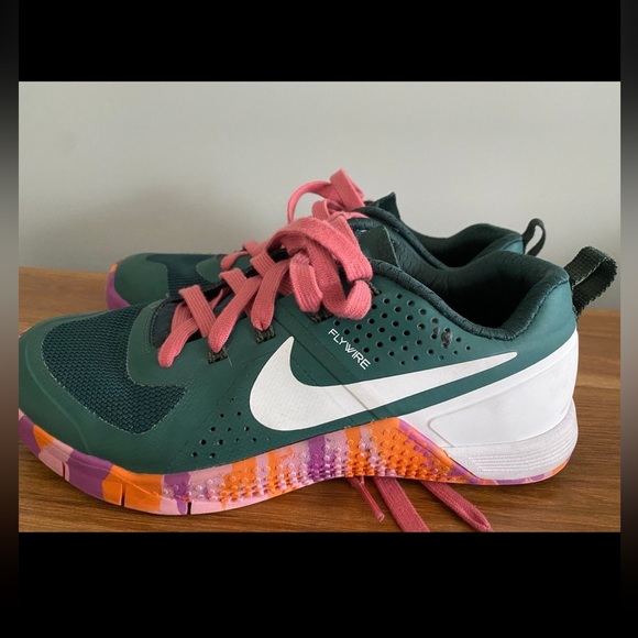 Nike Shoes - Nike Dark Green Sneakers